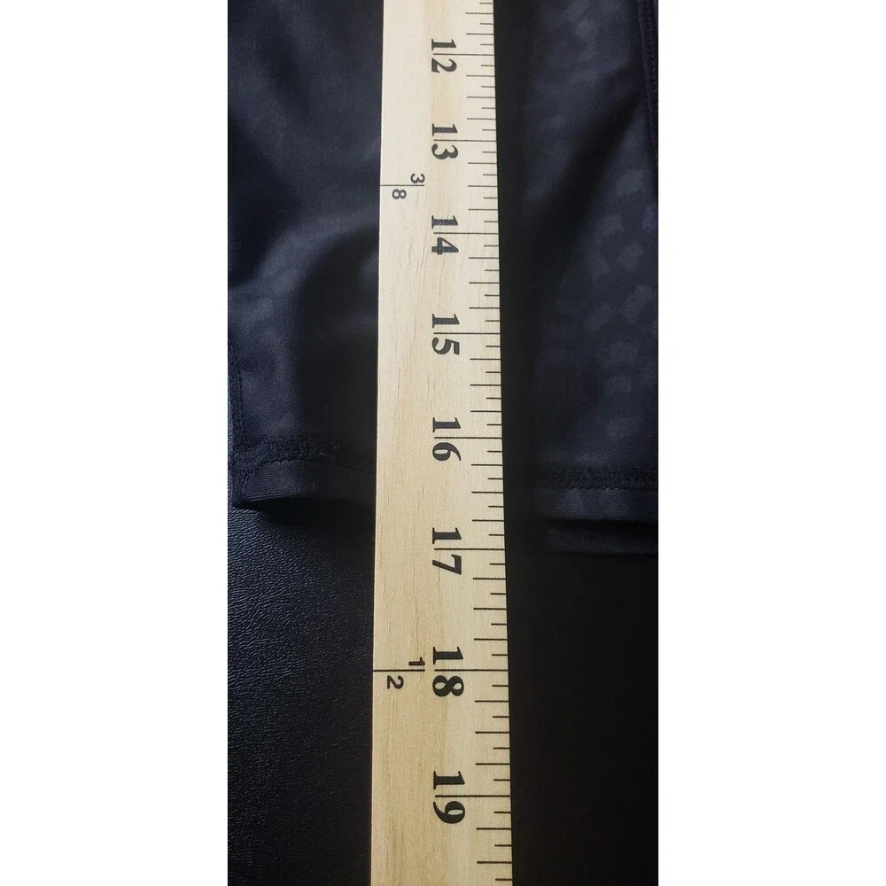 Actively Black Compression‎ Shorts Womens L Black Zip Pockets Performance
